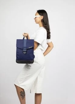 Bold Banana Roll Top Backpack Nautic Navy -Nieuwe Laptoptas bold banana roll top backpack nautic navy bold banana 374107