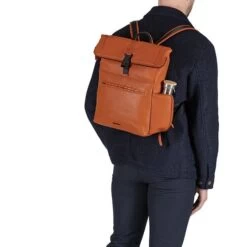 Burkely Moving Maddox Laptop Rolltop Rugzak 14" Oranje -Nieuwe Laptoptas burkely moving maddox laptop rolltop rugzak 14 oranje burkely 174696