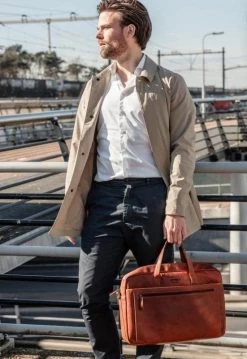 DSTRCT Premium Collection Laptopbag 17" Black 12 DSTRCT Premium Collection Laptopbag 17" Black -Nieuwe Laptoptas dstrct premium collection laptopbag 17 black dstrct 955167