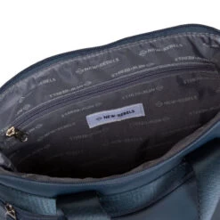 New Rebels Daley Waterproof Rugzak Met Laptopvak 13,3" Navy -Nieuwe Laptoptas new rebels daley waterproof rugzak met laptopvak 133 navy new rebels 544183