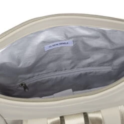 New Rebels Williams Waterproof Rolltop Rugzak Laptopvak 15,6'' Beige -Nieuwe Laptoptas new rebels williams waterproof rolltop rugzak laptopvak 156 beige new rebels 180435