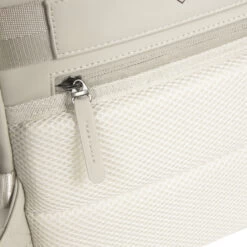 New Rebels Williams Waterproof Rolltop Rugzak Laptopvak 15,6'' Beige -Nieuwe Laptoptas new rebels williams waterproof rolltop rugzak laptopvak 156 beige new rebels 401751