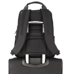Travelite Meet Laptop Backpack 15,6" Expandable Black 15 Travelite Meet Laptop Backpack 15,6" Expandable Black -Nieuwe Laptoptas travelite meet laptop backpack 156 expandable black travelite 196467
